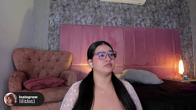 lilithst_ webcam