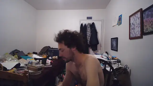 JohnnyMoves webcam