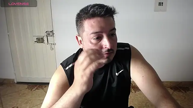 antonycruz live cam on StripChat
