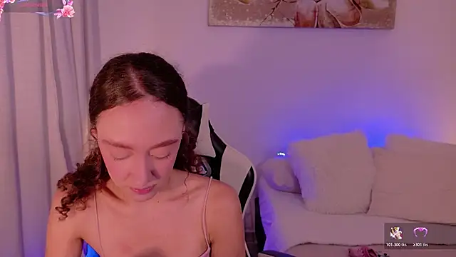 ChloeMoreti webcam
