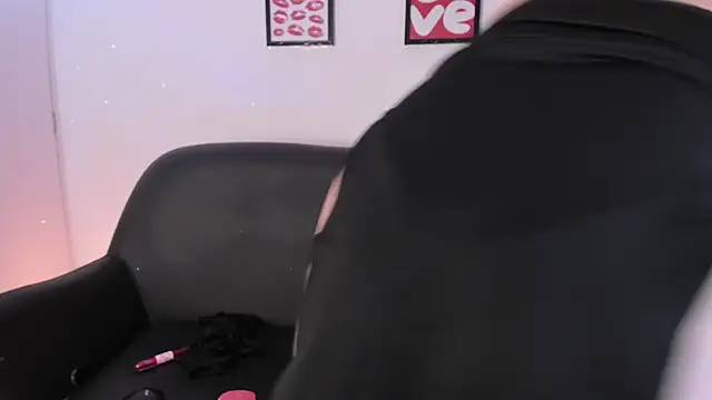 Sweet_Fireee webcam