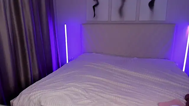 EmmaBarbs webcam