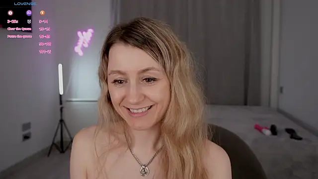 __Milana____ live cam on StripChat
