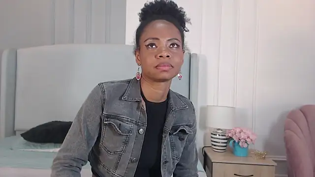ChantalGarner webcam