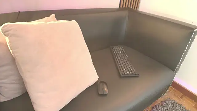 Dylan_Katte webcam