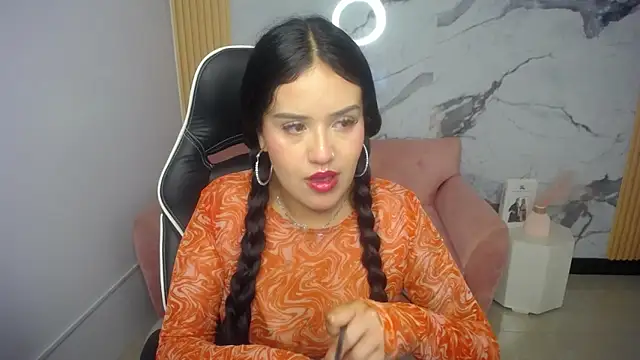 ailyn_ch1 webcam