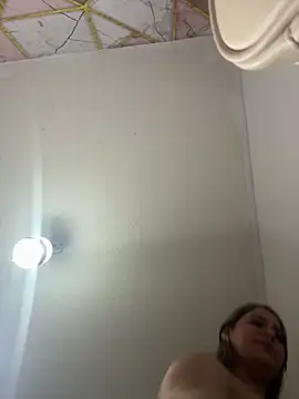 Amira_Malia webcam