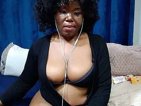 BlacksexyfireXx26 webcam
