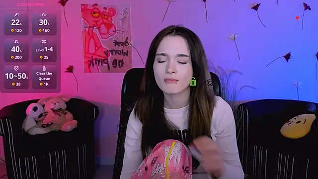 liana_kisses