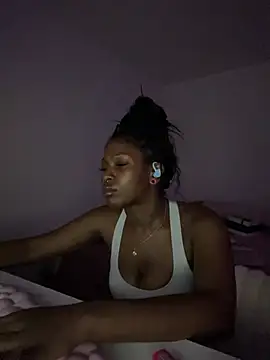 mochakaia live cam on StripChat