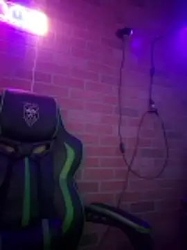chronic_vibez webcam