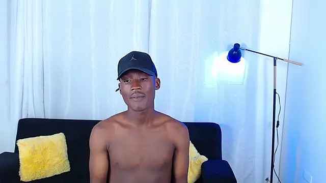 alexaandro18 webcam