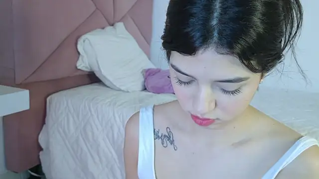 eva_sin18 live cam on StripChat