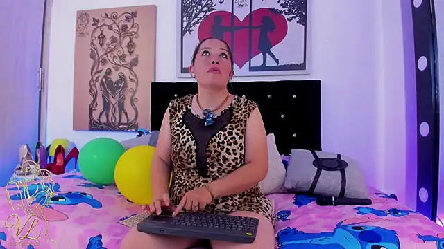 BLONDIE_TATIS webcam