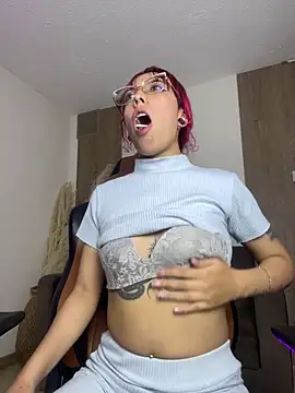MeraSecretXXX webcam