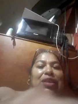 Megansquirt69 webcam
