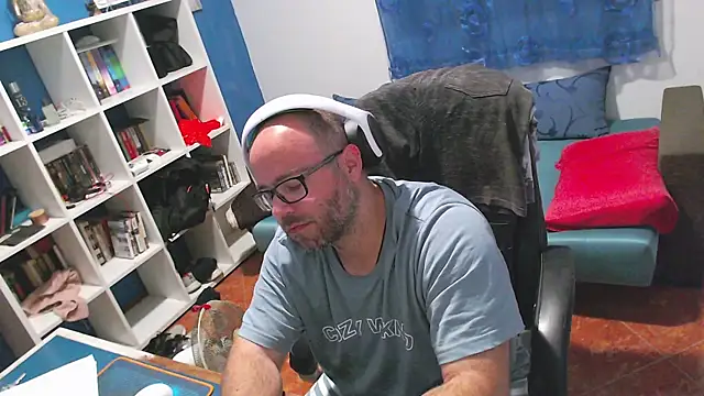 ravingr4d4 webcam