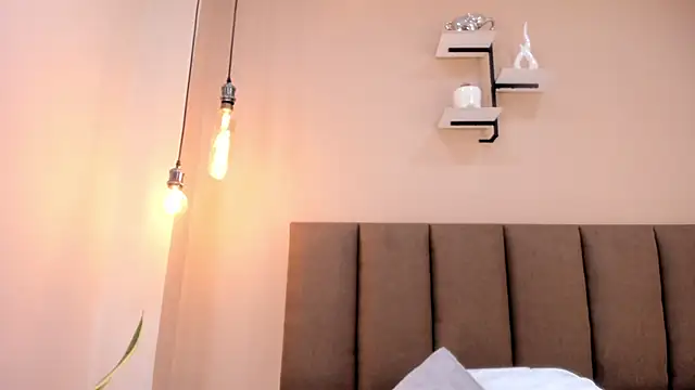 amy_wats0n - Amy_wats0n's free webcam - UK Sex Cams