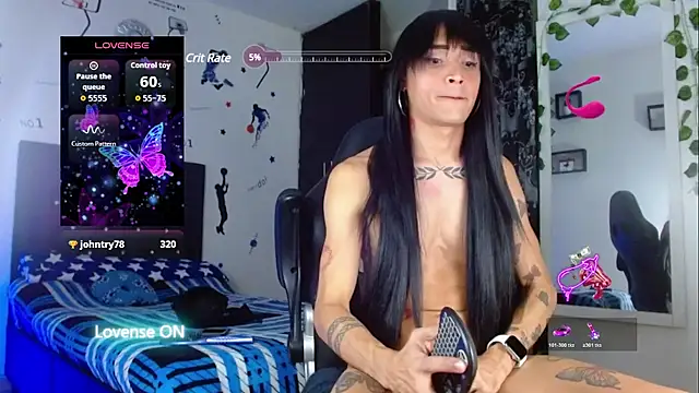 Penelopee22cm webcam