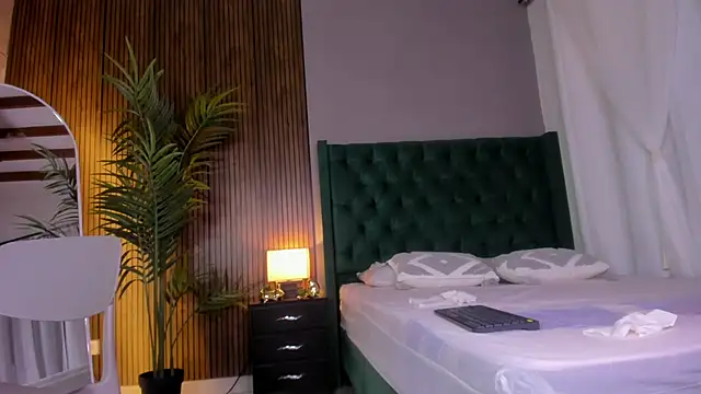 Chloefixxx live cam on StripChat