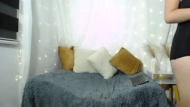 Veronica_Mdls webcam