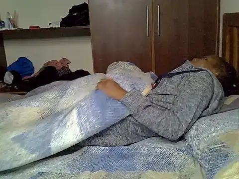 Khotti live cam on StripChat