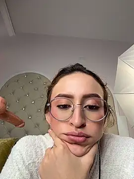 caroline_adams_ webcam