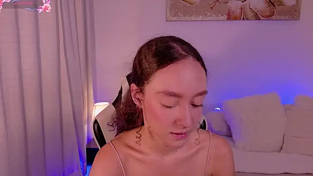 ChloeMoreti webcam