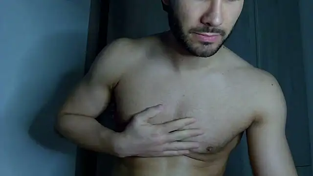 Justynn1 webcam