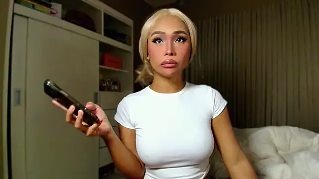 venusangelic live cam on StripChat
