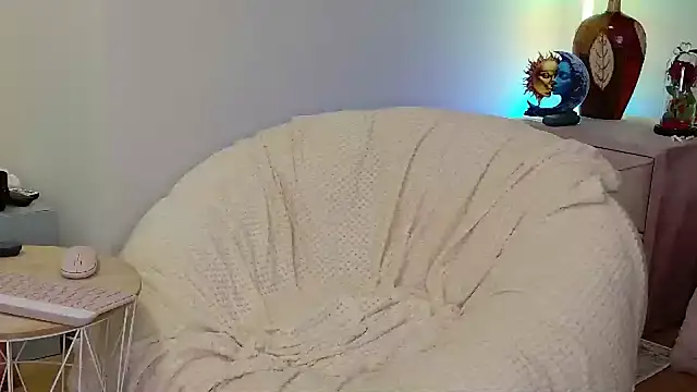 CrissySmile webcam