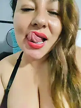 sakotodika live cam on StripChat