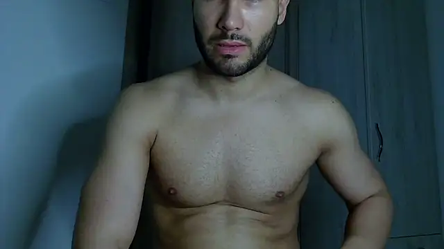 Justynn1 live cam on StripChat