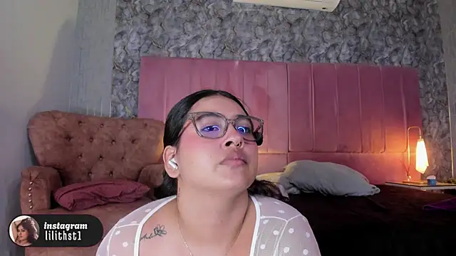 lilithst_ webcam