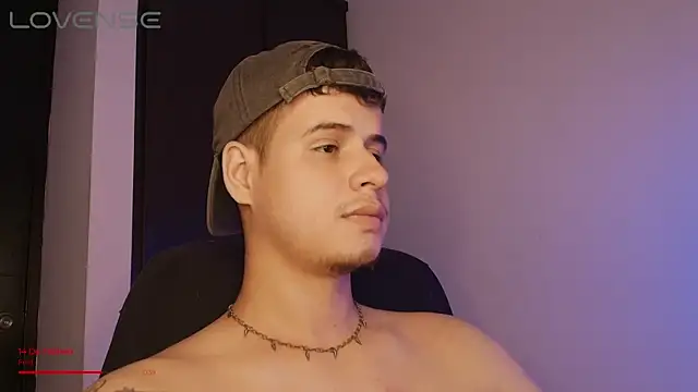 BjornSteel live cam on StripChat