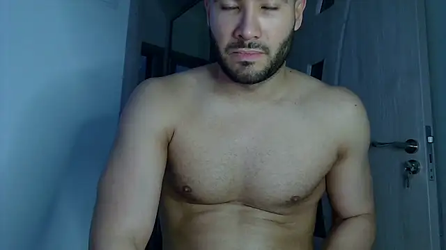 Justynn1 webcam