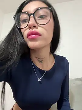 Bonny_Eva live cam on StripChat