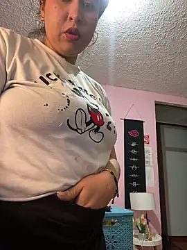 Valeriart live cam on StripChat