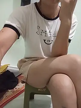 aiai220 live cam on StripChat