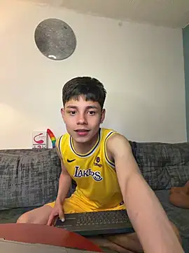 andy_belier23 (M twink) - super cum show..