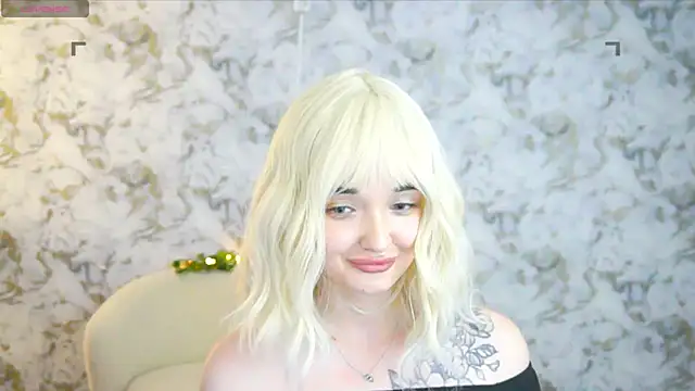 Ashley_S webcam