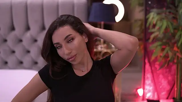 GinaValentinna webcam