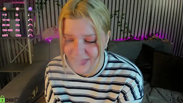 Michele_Greenn webcam