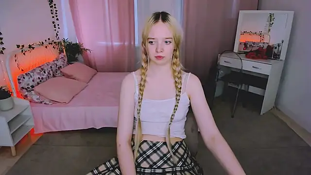 BellaMontgomery webcam