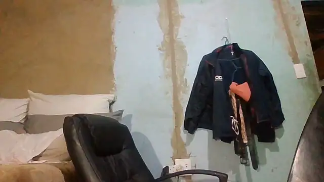 Nicky52 webcam