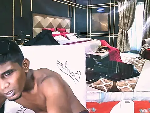 IndianThuggin webcam
