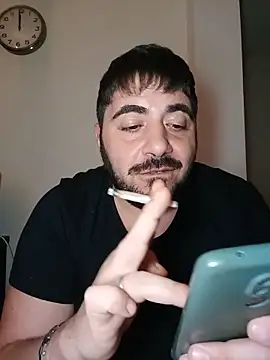 bear_skinny webcam