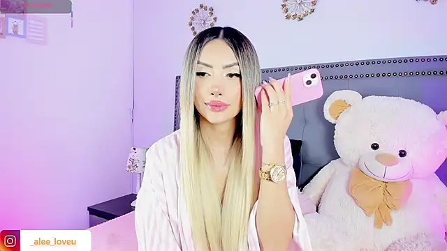 ale_lovee webcam