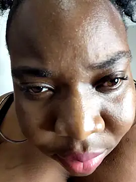 Breisy_bigboobs webcam