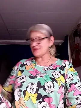 irinamaux live sex cam